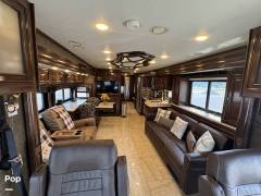 2017 Thor Motor Coach Tuscany 42GX, $ 154,900