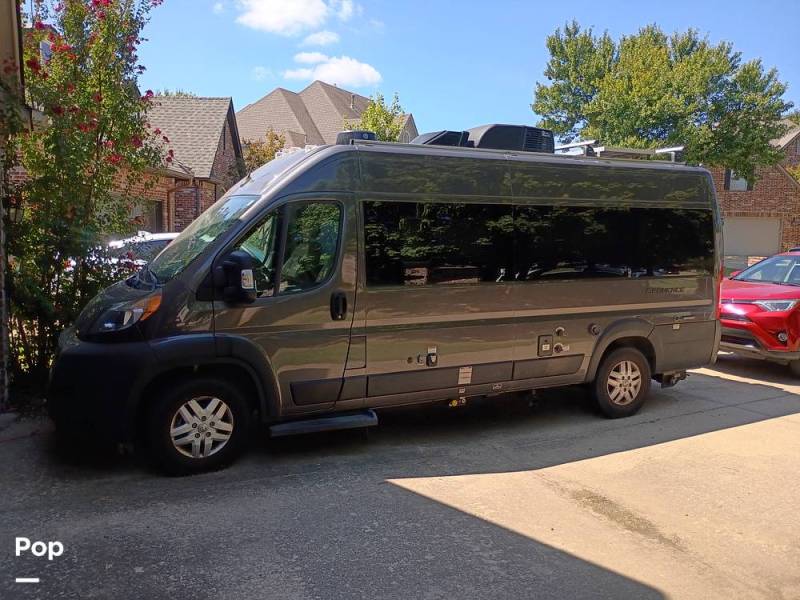 2023 Thor Motor Coach Sequence 20L, $ 83,500