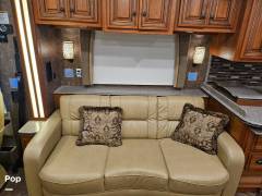 2015 Newmar Dutch Star 4018, $ 185,000