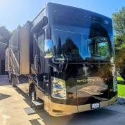 2018 Coachmen Sportscoach 404RB, $ 137,000