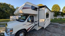 2019 Coachmen Freelander 26DS, $ 58,500