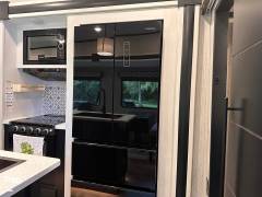 2022 Forest River Wildcat 369MBL, $ 58,900