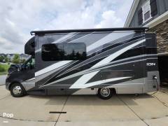2022 Thor Motor Coach Tiburon 24FB, $ 120,000