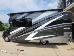 2022 Thor Motor Coach Tiburon 24FB, $ 120,000