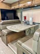 2019 Thor Motor Coach Quantum RC25, $ 64,500