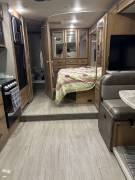 2019 Thor Motor Coach Quantum RC25, $ 64,500