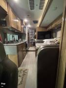 2019 Thor Motor Coach Quantum RC25, $ 64,500