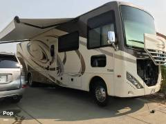 2017 Thor Motor Coach Hurricane 34J, $ 60,000