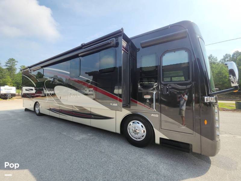 2021 Thor Motor Coach Aria 4000, $ 239,000