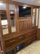 2015 Coachmen Encounter 36KS, $ 76,400