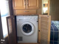 2007 Fleetwood Bounder 34H, $ 46,900