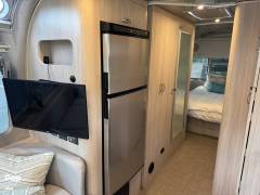 2022 Airstream Globetrotter 27FBQ, $ 89,900