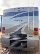 2005 Winnebago Journey 39K, $ 41,700