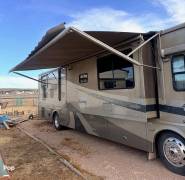 2005 Winnebago Journey 39K, $ 41,700