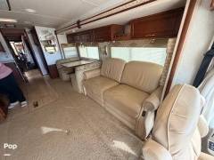 2005 Winnebago Journey 39K, $ 41,700
