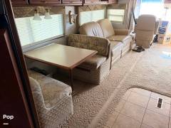 2005 Winnebago Journey 39K, $ 41,700