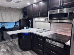 2021 Dynamax Force 34KDHD, $ 210,000
