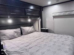 2021 Dynamax Force 34KDHD, $ 210,000
