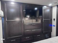 2021 Dynamax Force 34KDHD, $ 210,000