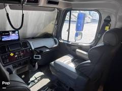 2021 Dynamax Force 34KDHD, $ 210,000