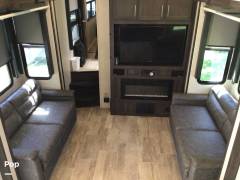 2019 Keystone Raptor 427, $ 47,500