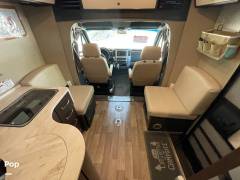 2015 Leisure Travel Unity U24TB, $ 88,500