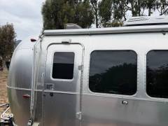 2017 Airstream International M-23 FB, $ 48,000