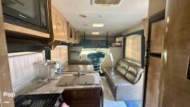 2020 Coachmen Leprechaun 270QB, $ 53,400