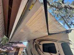 2019 Thor Motor Coach Axis 25.6, $ 69,500