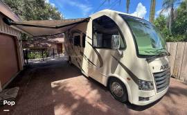 2019 Thor Motor Coach Axis 25.6, $ 69,500