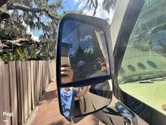 2019 Thor Motor Coach Axis 25.6, $ 69,500