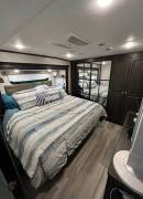 2022 Coachmen Brookstone 398MBL, $ 54,500