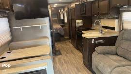 2020 Thor Motor Coach A.C.E. 30.4, $ 54,400