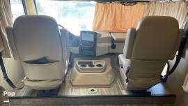2020 Thor Motor Coach A.C.E. 30.4, $ 54,400