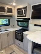 2022 Forest River Flagstaff Classic 826MBR, $ 39,999