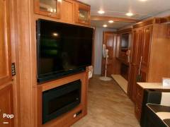 2018 Winnebago Forza 38F, $ 133,000
