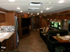2018 Winnebago Forza 38F, $ 133,000