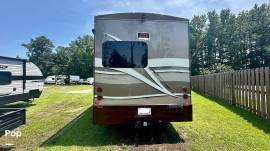 2019 Dynamax Isata 3 24FW, $ 78,900