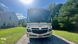2016 Fleetwood Bounder 35K, $ 65,000