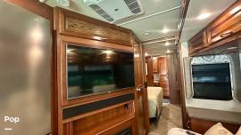 2016 Fleetwood Bounder 35K, $ 65,000