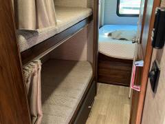 2021 Winnebago Minnie Winnie 31H, $ 64,900