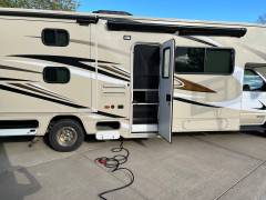 2021 Winnebago Minnie Winnie 31H, $ 64,900