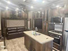 2018 Vanleigh RV Vilano 325RL, $ 32,900