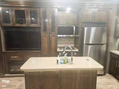 2018 Vanleigh RV Vilano 325RL, $ 32,900