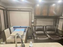 2018 Vanleigh RV Vilano 325RL, $ 32,900