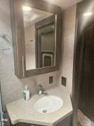 2018 Vanleigh RV Vilano 325RL, $ 32,900