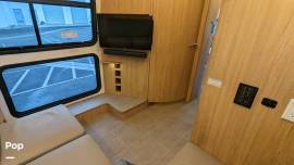 2023 Leisure Travel Unity 24RL, $ 167,950