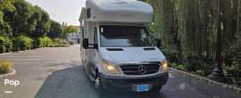 2010 Itasca Navion 24K, $ 50,000