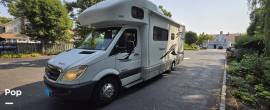 2010 Itasca Navion 24K, $ 50,000