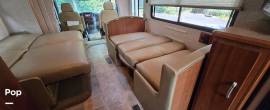 2010 Itasca Navion 24K, $ 50,000
